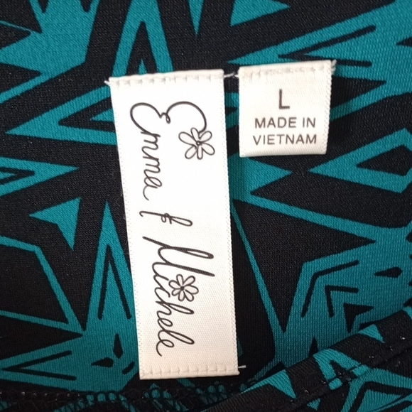 Emma & Michele Multicolor Geometric Dress - Picture 2 of 14